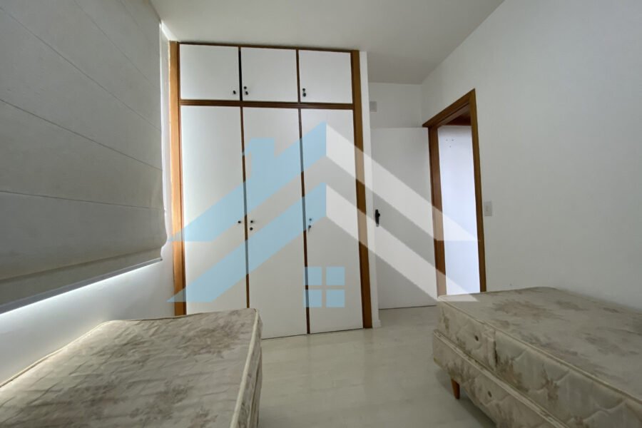 33362AFD-6323-4C43-925B-5E00D8F940E3