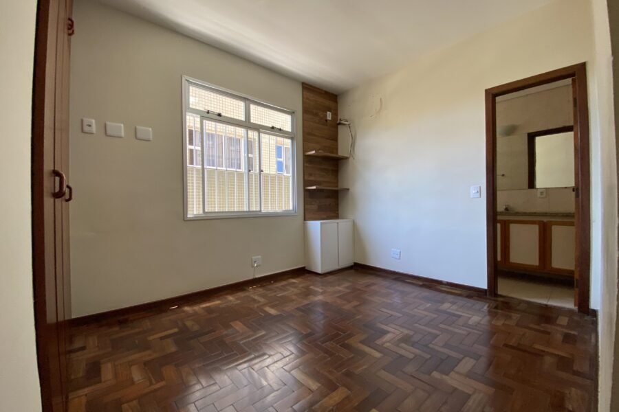 AD8C8211-01C6-4804-BC76-CBC407F8B390